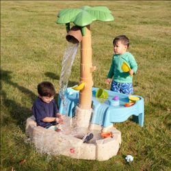 Step2 Tropical Splash Water Park