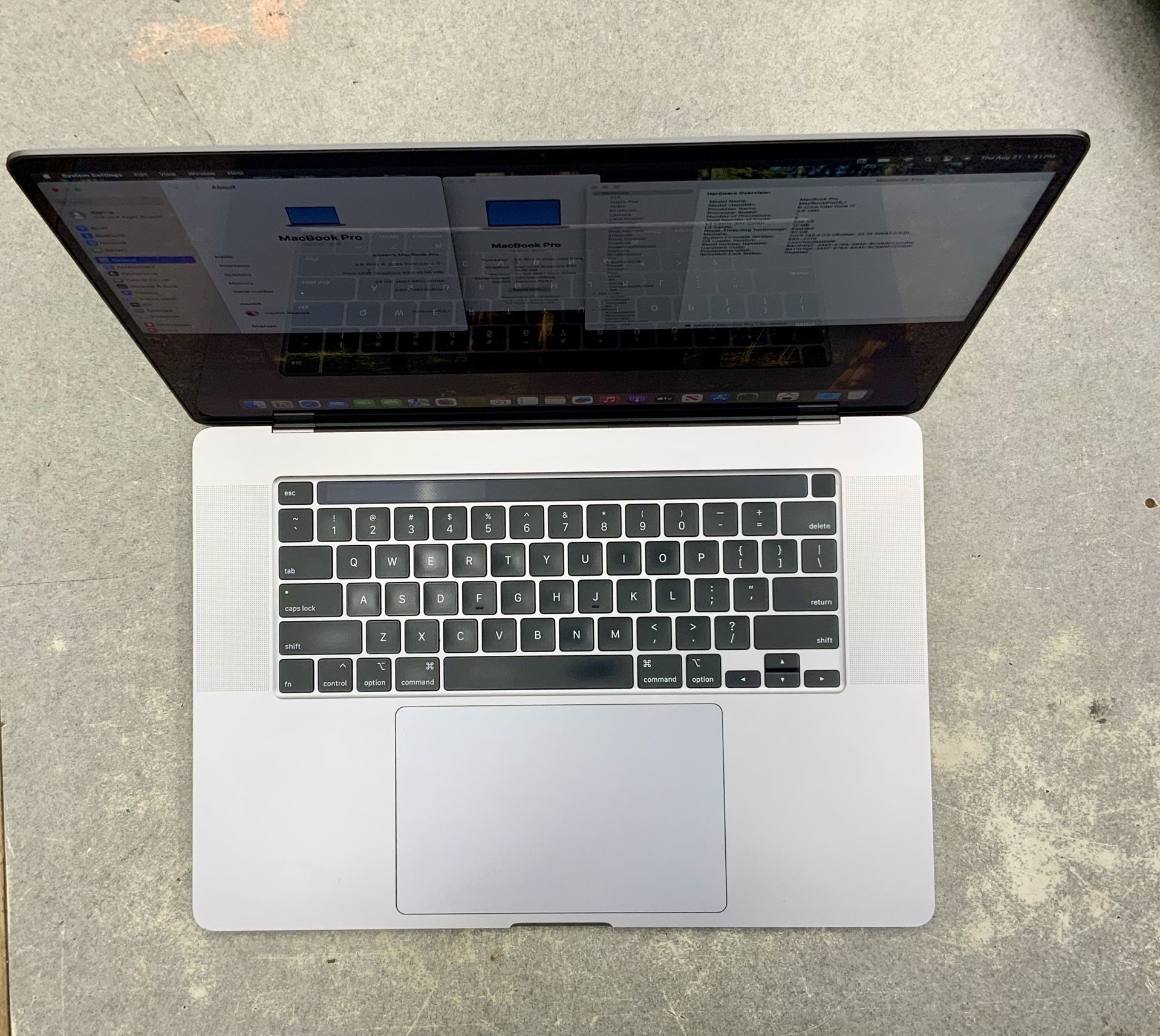 Apple MacBook Pro 2019 Laptop Notebook Computer  READ!!! 16 Inch Screen Intel Core I7 32 GB RAM 512 SSD Touch Bar ID USB Wifi Bluetooth macOS Sequoia