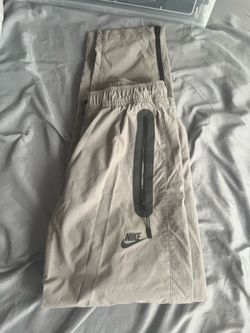Size small men’s nick tech pants used