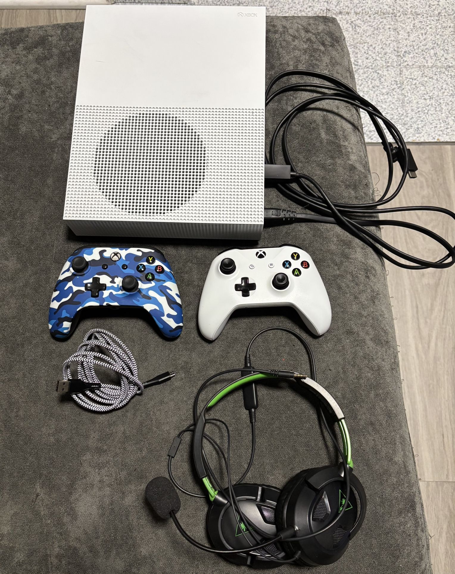 Xbox One S