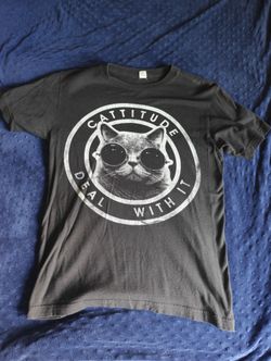 Cat Shirt Size Small 