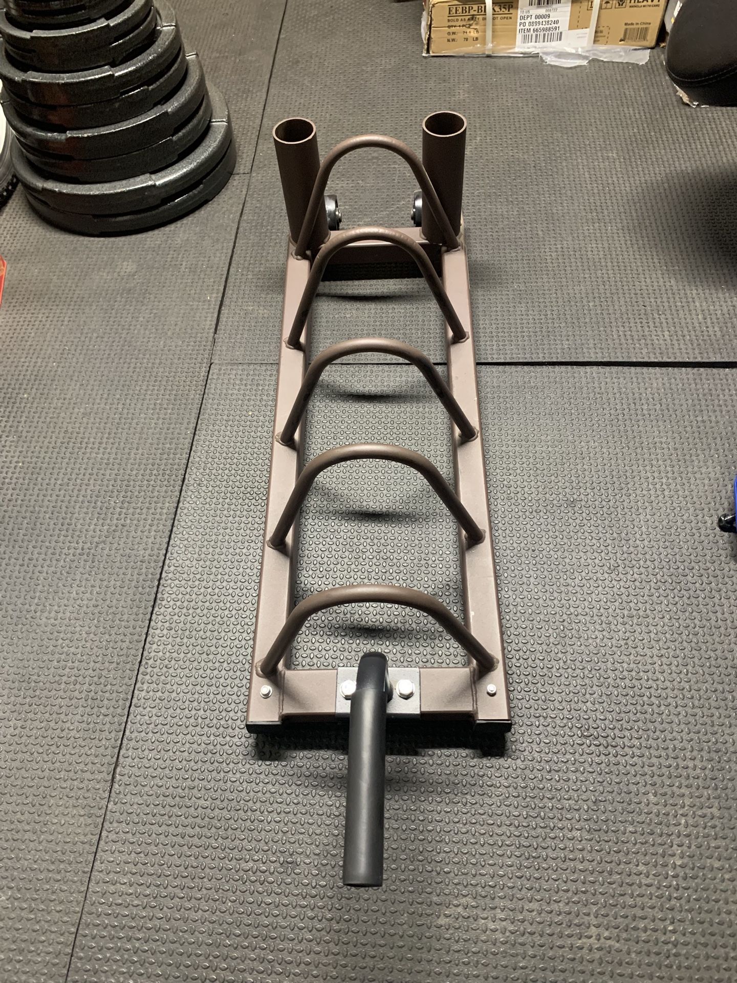 Horizontal Weight Storage With 2 Bar Holder
