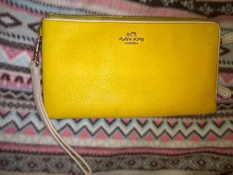 Authentic Coach Wristlet