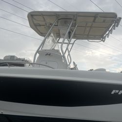 2005 24 .5’ Proline Boat For Sale