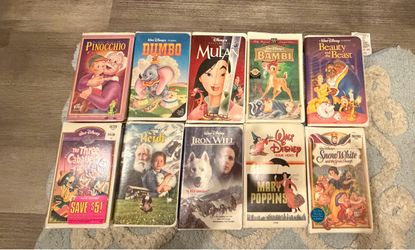 Lot of 22 VHS Tapes