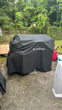 36’’ Blackstone Griddle With Hood & Accessories