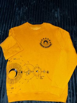 Rocket Learning Follow the Moon Crewneck Sweatshirt, Size Medium