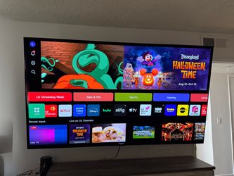 77 inch Class LG OLED EVO C4 4K Smart TV 2024- $1,000 OBO