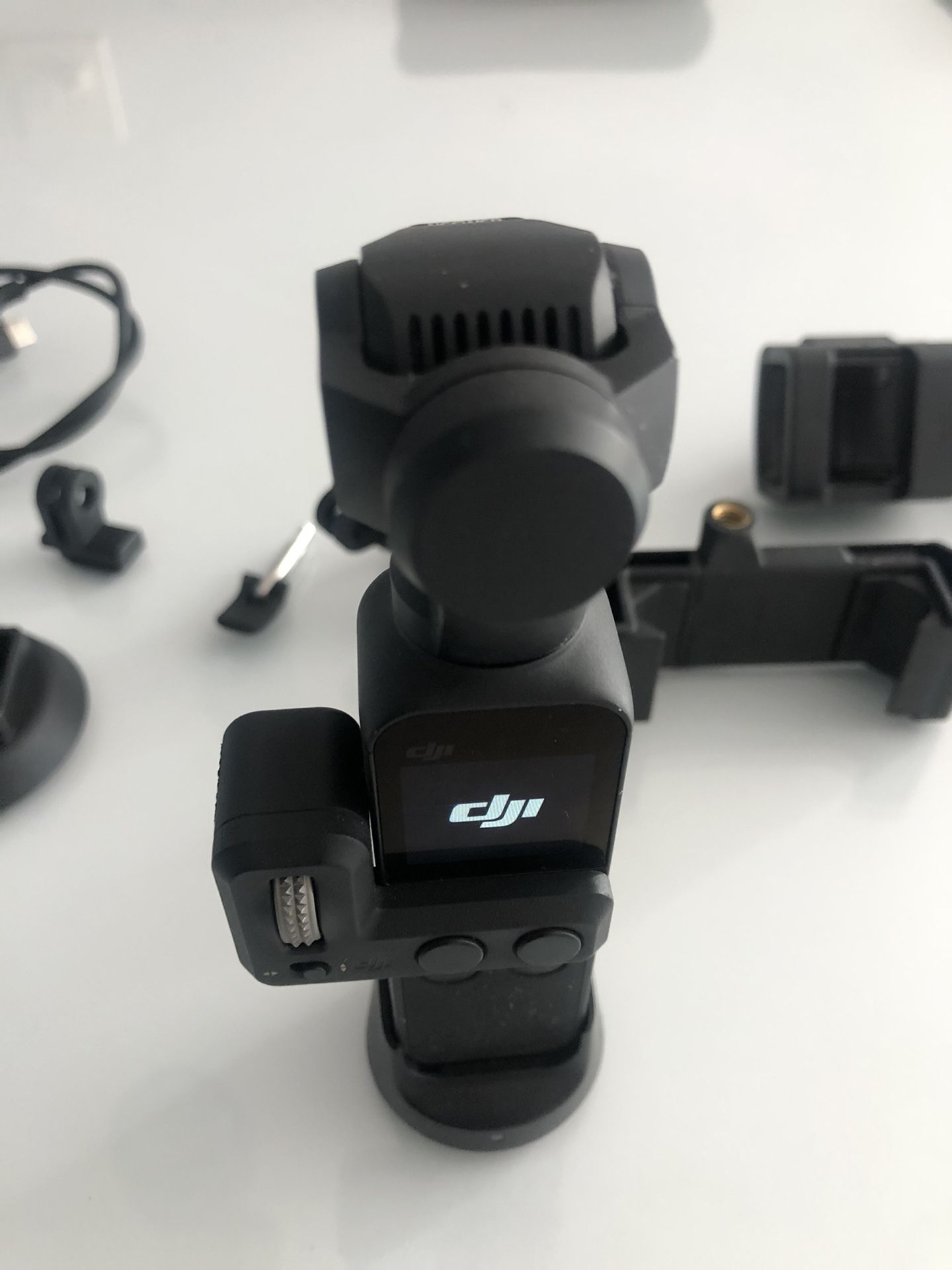 DJI POCKET 4k camera gimbal with accesories
