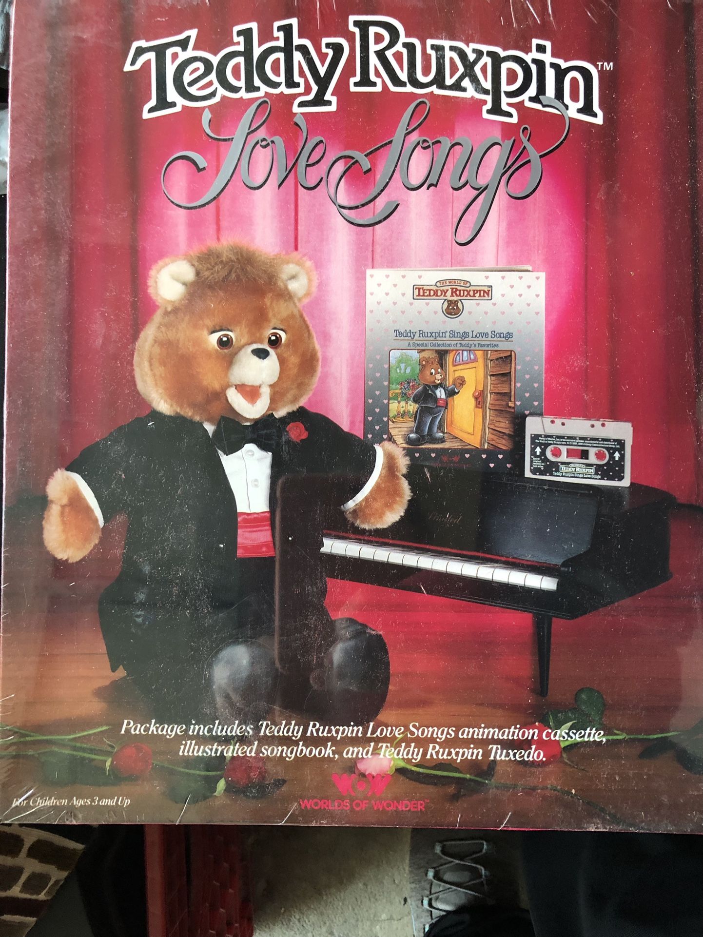Vintage 1986 Teddy Ruxpin Love Songs