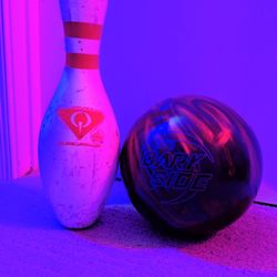 Dv8 Darkside Bowling Ball