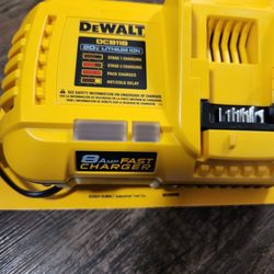 Cargador Dewalt rápido 8amp 55each
