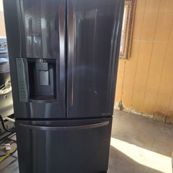 Refrigerator LG Frenchs Doors Black Stainless 