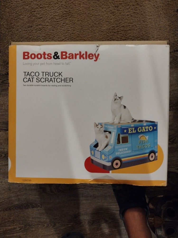Boots And Barkley Taco Truck Cat Scratcher