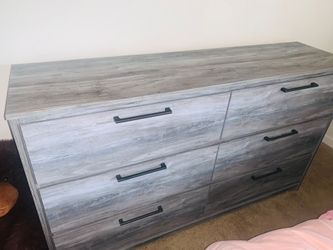 New Ashley Dresser