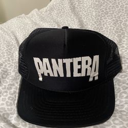 Pantera hat