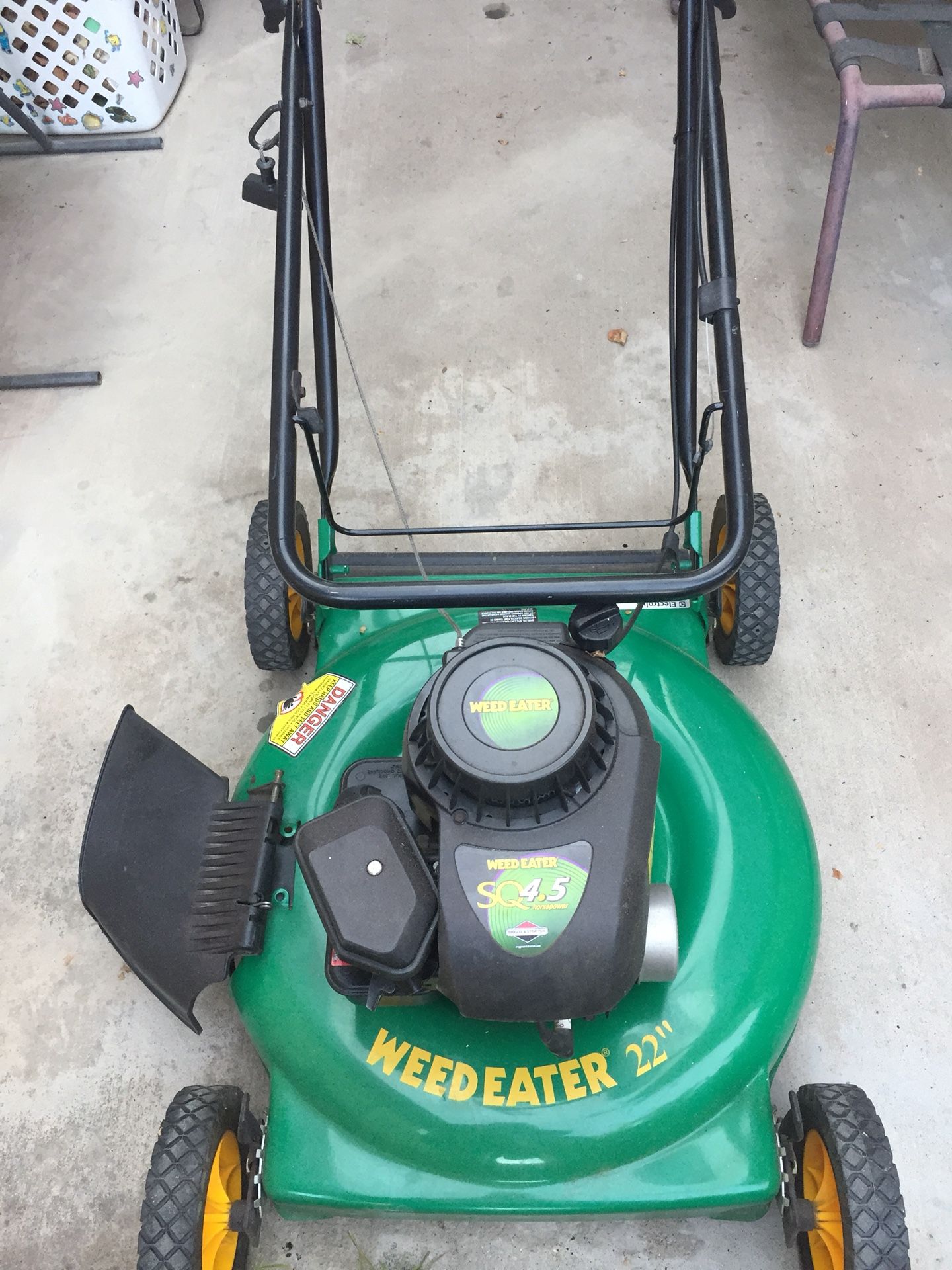 Weed eater “22 lawnmower SQ4.5 HP