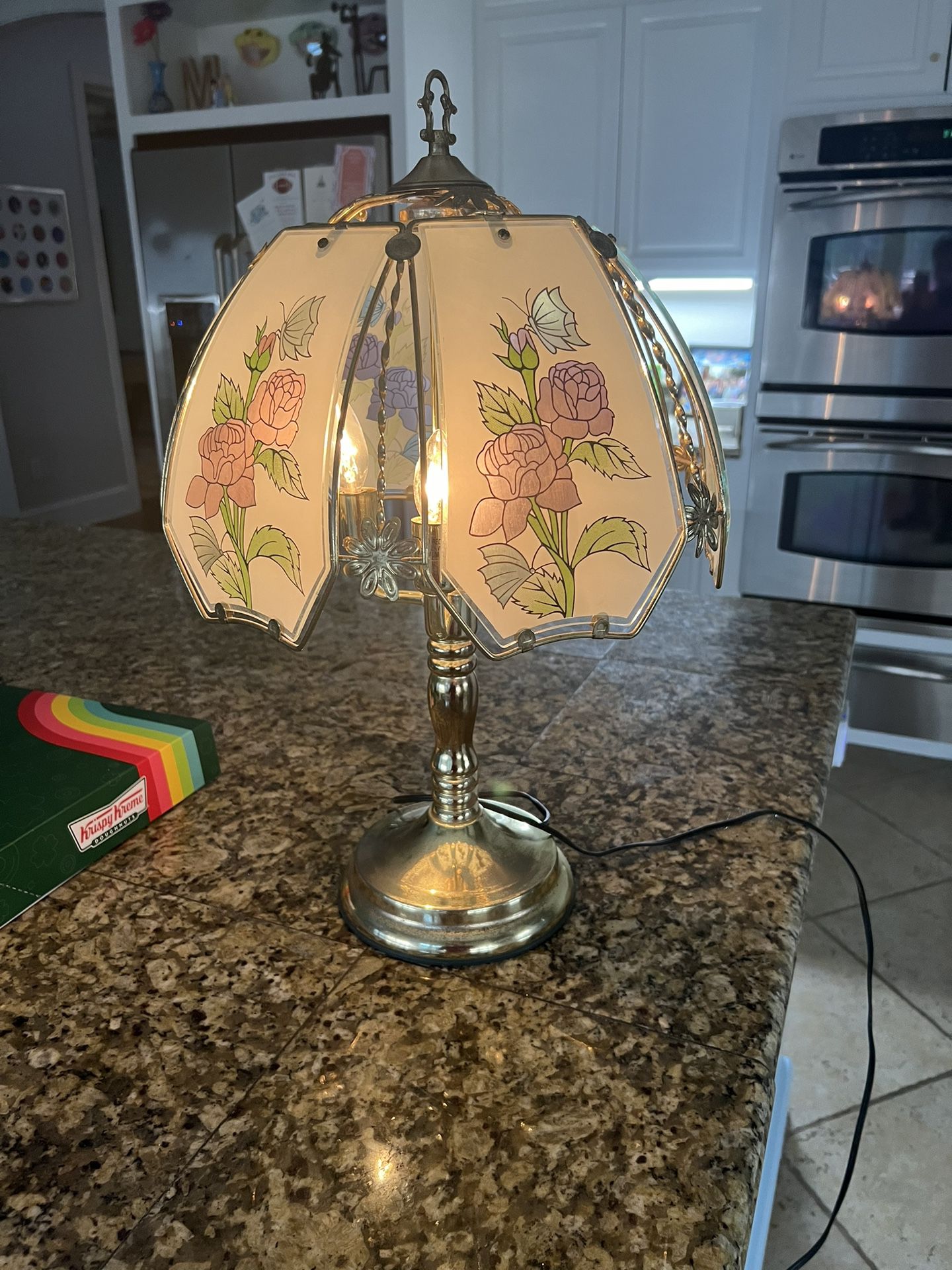 Antique Lamp For Sale ! Works Great !