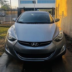 2012 Hyundai Elantra