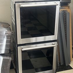 Kitchen Aid double oven 24”