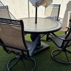 Patio Table & 4 Chairs