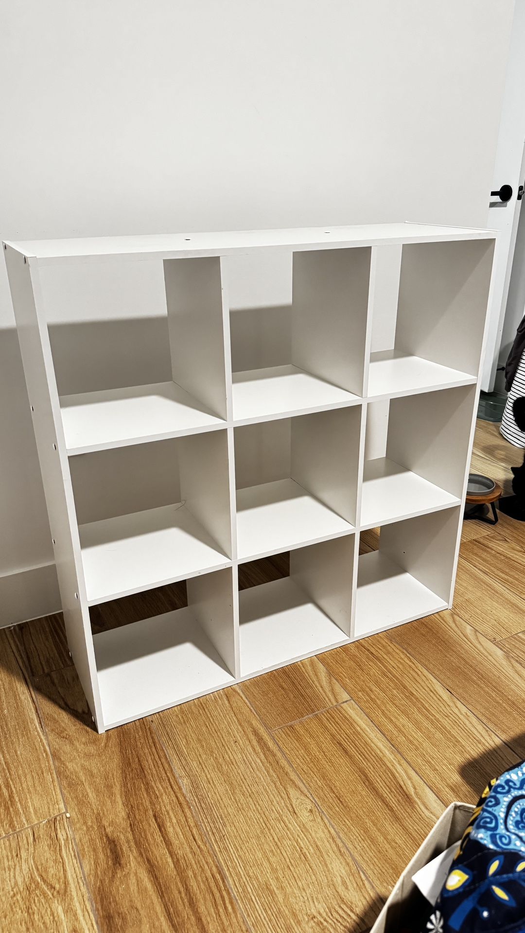 White Shelf : TARGET