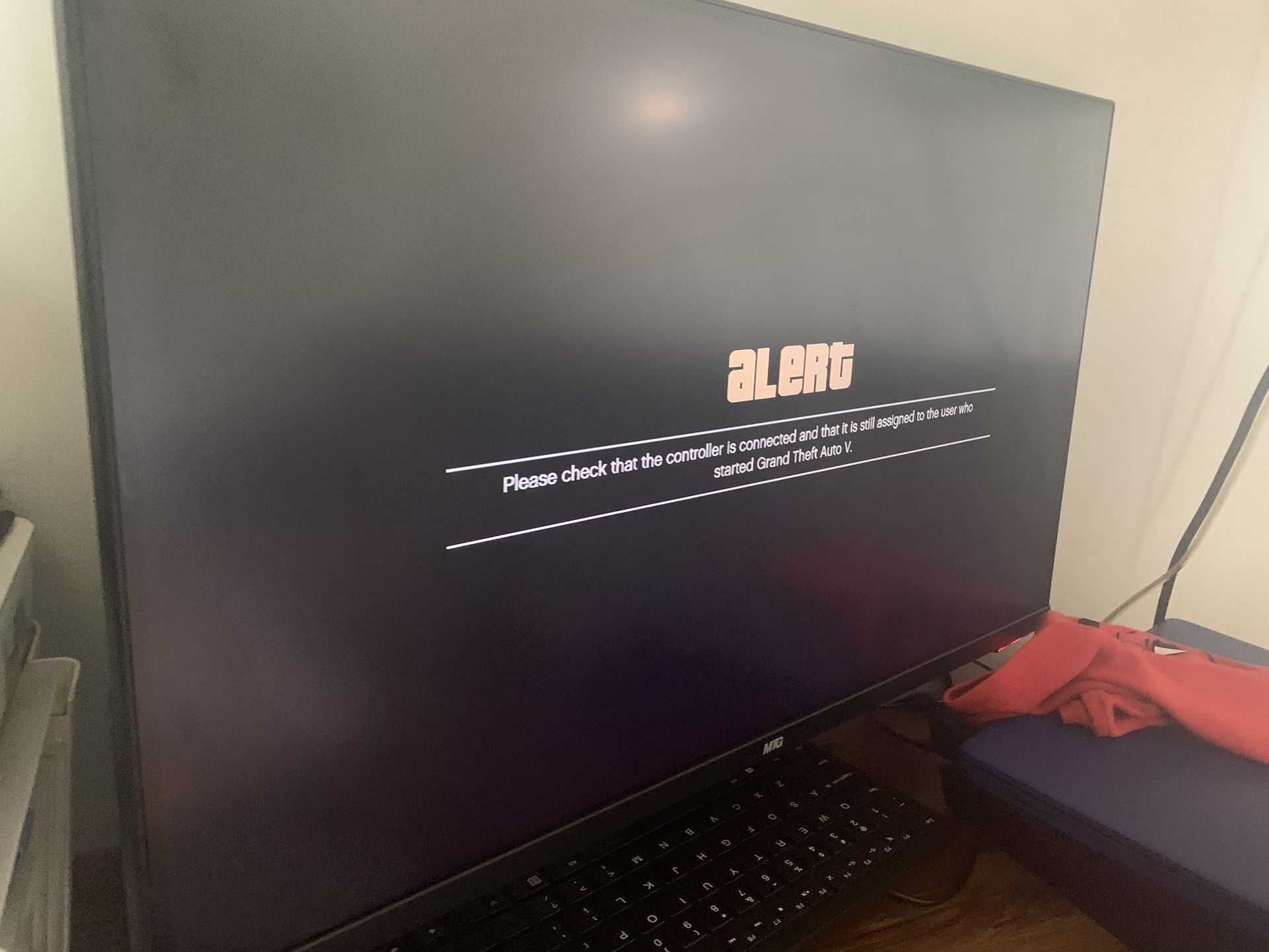 MTG Screen Monitor & Keyboard
