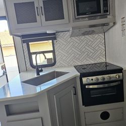 2023 Heartland North Trail Ultra Lite 24BHS