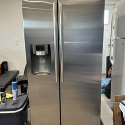 Samsung Side By Side Fridge/Freezer
