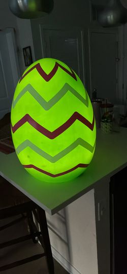 Big Easter egg with light