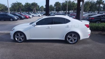 2014 Lexus is 250