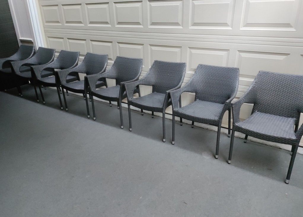 8 outdoor patio wicker stackable chairs 