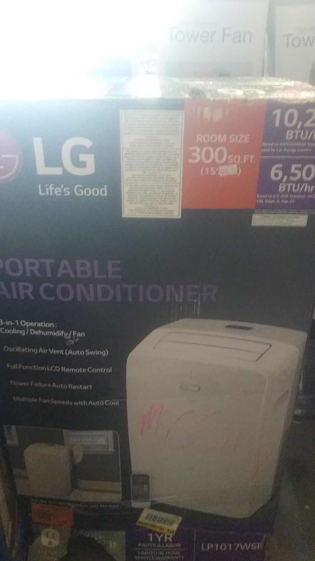 LG 10200 BTU portable air conditioner dehumidifier fan missing a portion of the window kit otherwise brand new