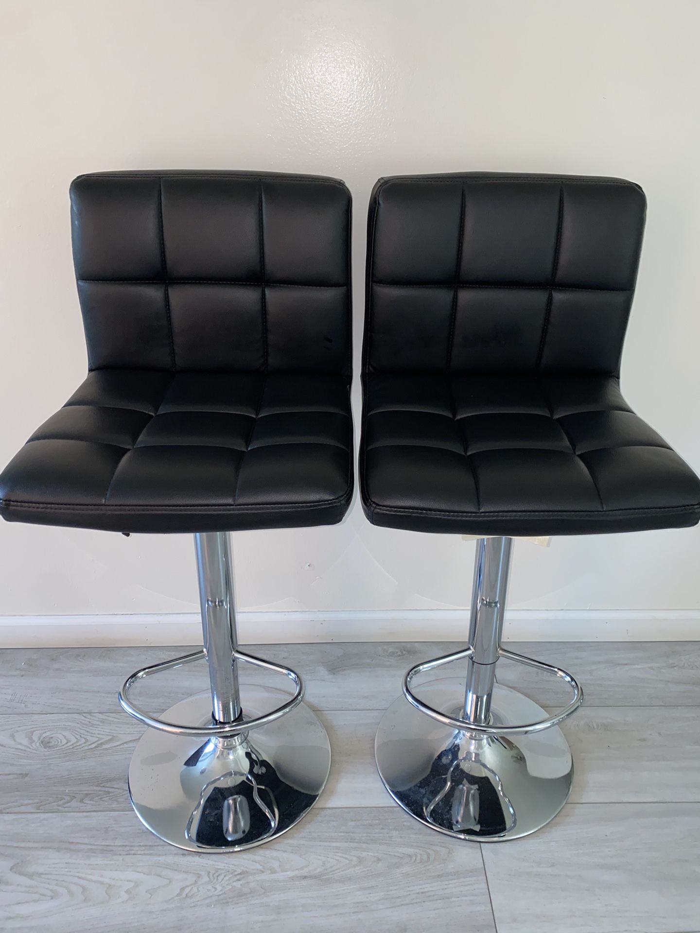 Black Barstools 