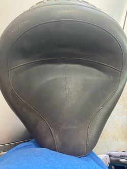 Mustang motorcycle seats