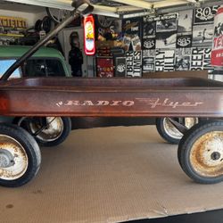 Radio Flyer Wagon 