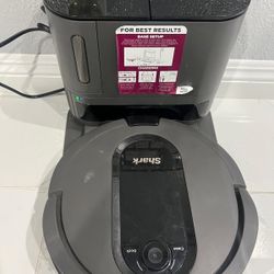 SHARK EZ ROBOT VACUUM