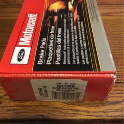 NIB Ford 2004 Motorcraft Brake pads BR 1069
