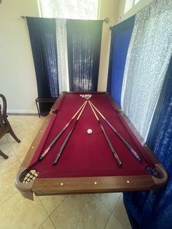Free Assembly 8ft Pool Table