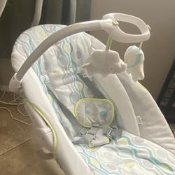 Ingenuity Simplecomfort Baby Swing