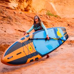 Body glove performer 11 foot GTS inflateable paddle board package with bag