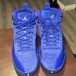 Jordan 12 Royal BLUE size 10