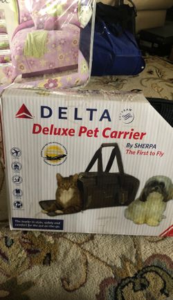 Pet carriers