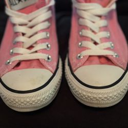Pink Converse 