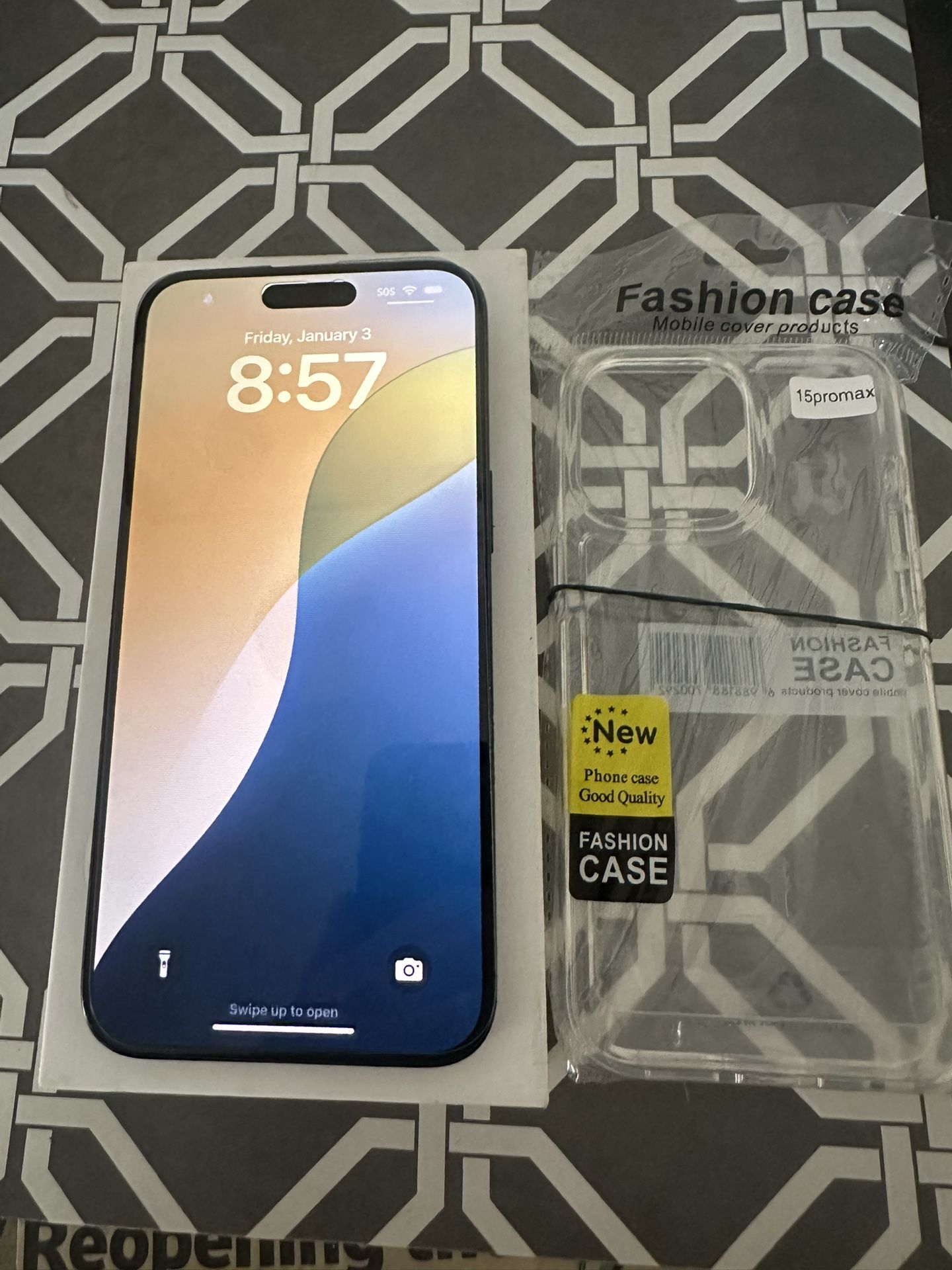 Apple iPhone 15 Pro Max Unlocked 512gb With New Protective Case