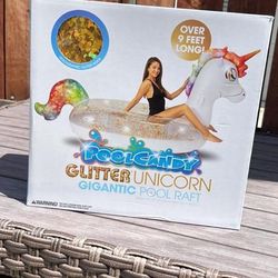 New Still In Box Unicorn Pool Float. Inflatable Pool Float 