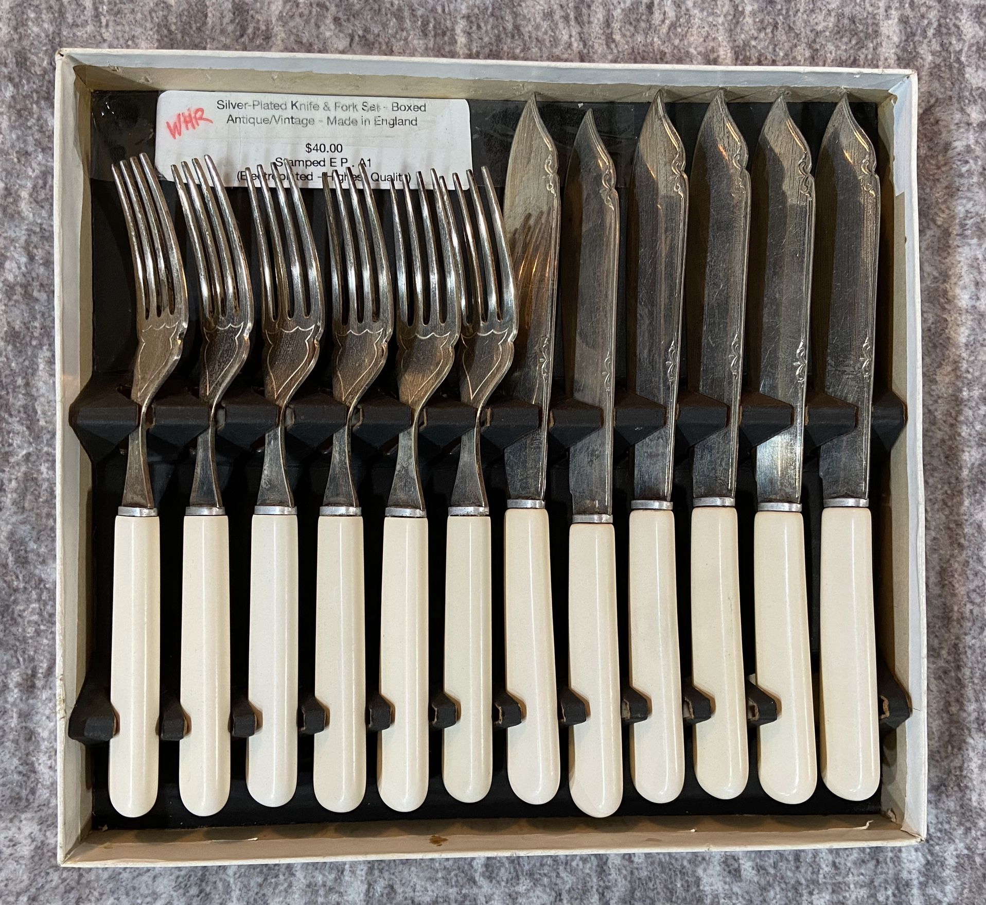 Boxed Silver Plated Fish Knife/Fork Set - Vintage 12 Piece (English)