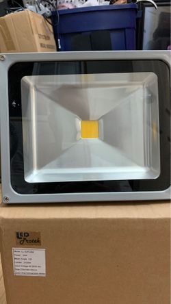 BEAM ANGLE 120 LED light bulb