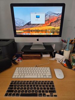 Apple iMac 21.5" Mid 2011 Core i5-2400s 2.5GHz 8GB RAM 500GB HDD w/ Magic Mouse