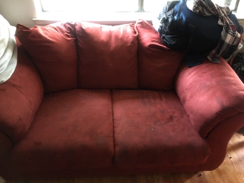 2 red couches